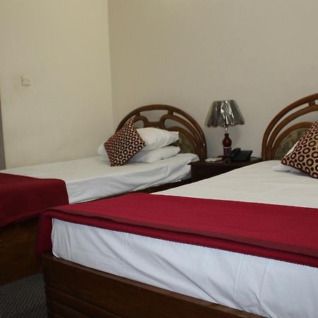 Hotel Uttara Dakka Dış mekan fotoğraf