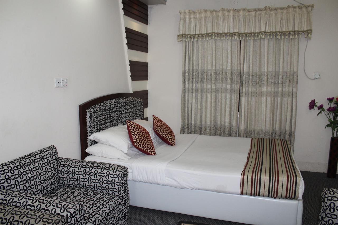 Hotel Uttara Dakka Dış mekan fotoğraf
